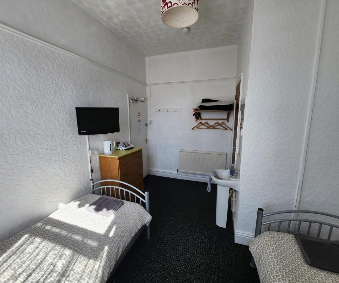 Hotel The Moorfield à Blackpool Extérieur photo