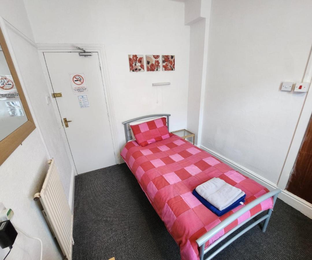 Hotel The Moorfield à Blackpool Extérieur photo