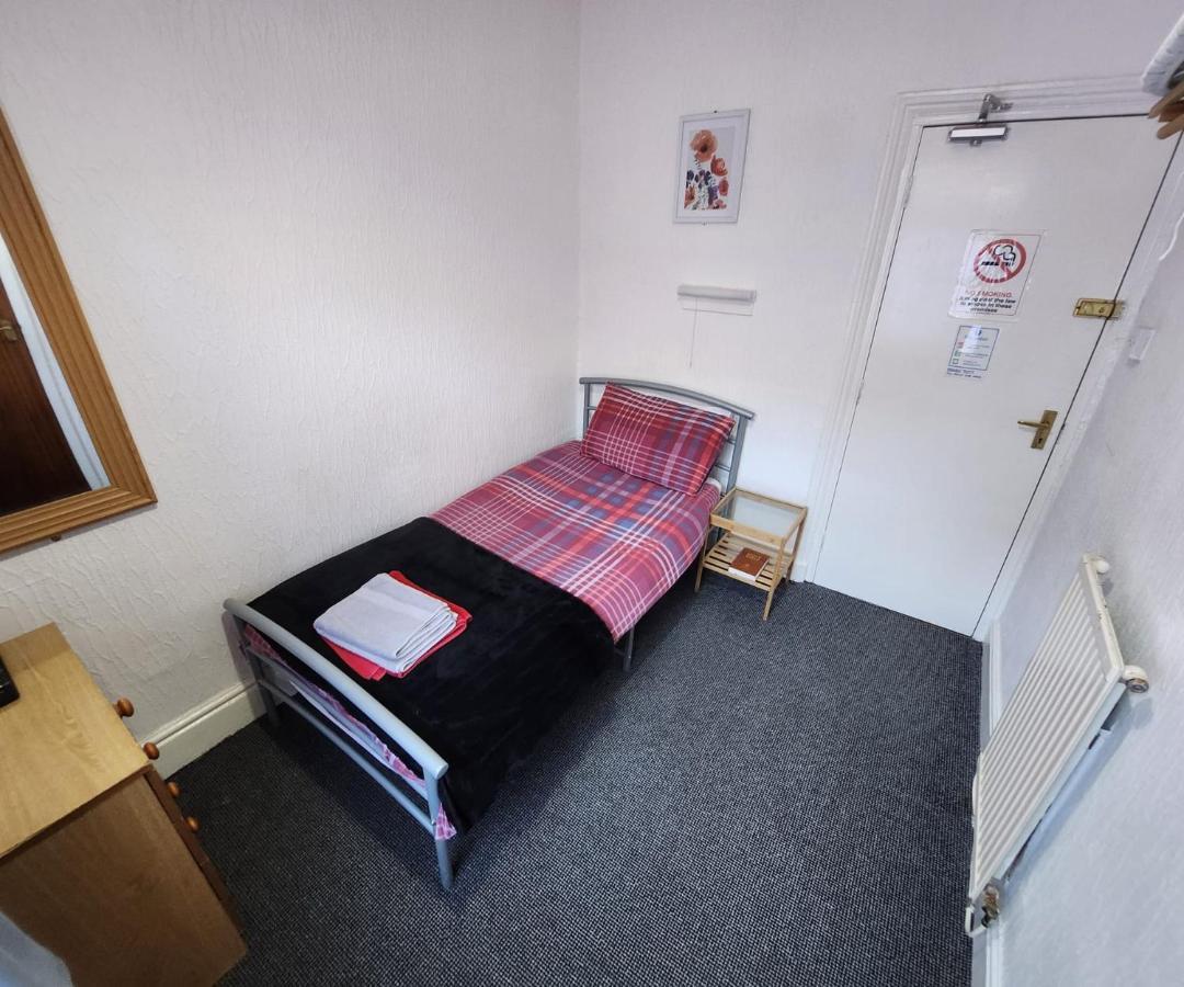 Hotel The Moorfield à Blackpool Extérieur photo