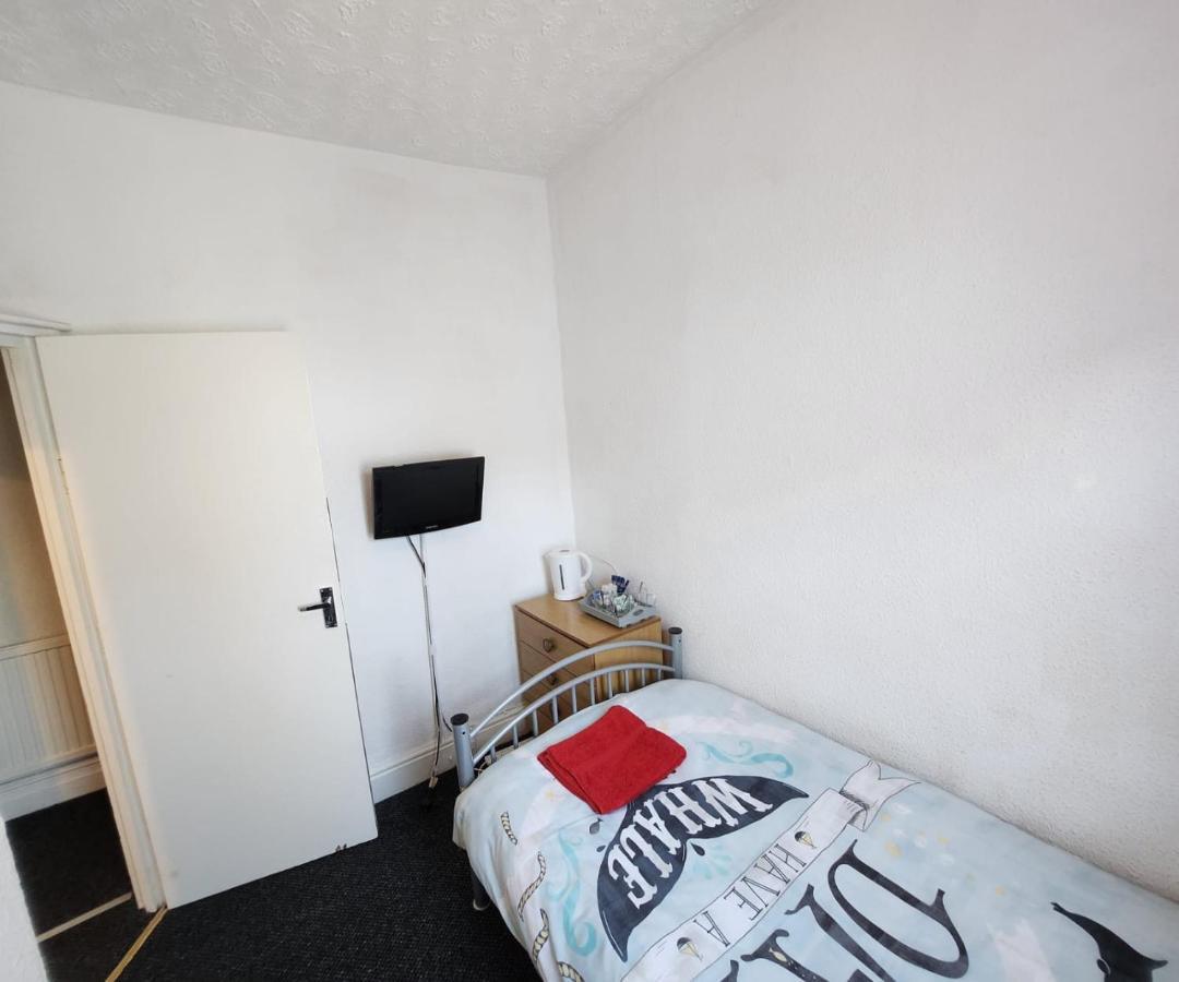 Hotel The Moorfield à Blackpool Extérieur photo