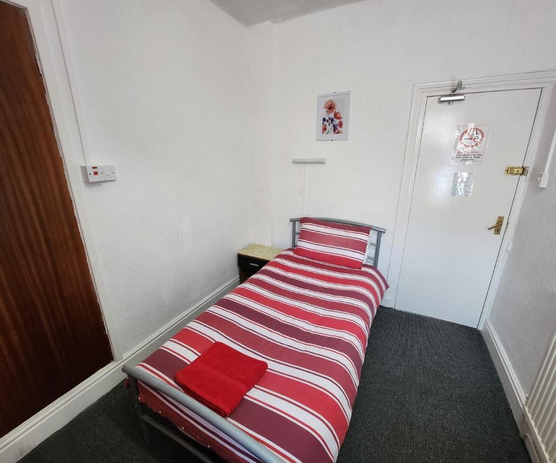 Hotel The Moorfield à Blackpool Extérieur photo